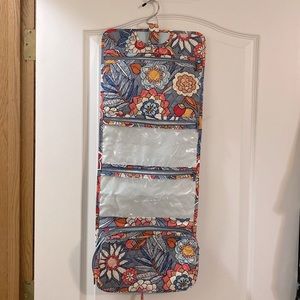 Vera Bradley hanging organizer